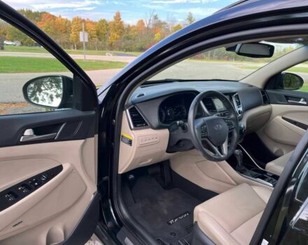 Черный Хендай Туксон, объемом двигателя 1.6 л и пробегом 34 тыс. км за 19000 $, фото 8 на Automoto.ua