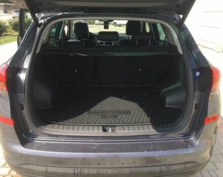 Чорний Хендай Туксон, об'ємом двигуна 0 л та пробігом 98 тис. км за 11800 $, фото 6 на Automoto.ua