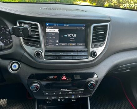 Черный Хендай Туксон, объемом двигателя 2 л и пробегом 109 тыс. км за 18490 $, фото 14 на Automoto.ua