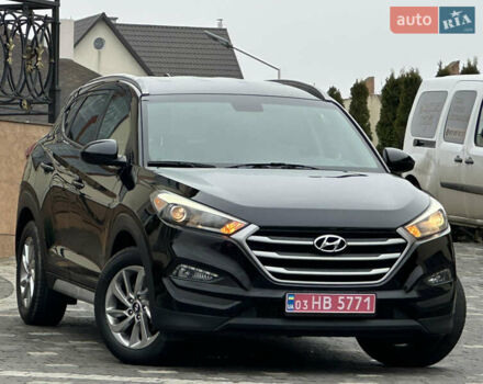 Черный Хендай Туксон, объемом двигателя 2 л и пробегом 156 тыс. км за 12800 $, фото 38 на Automoto.ua