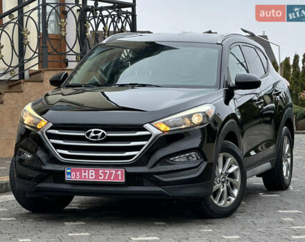 Черный Хендай Туксон, объемом двигателя 2 л и пробегом 156 тыс. км за 12800 $, фото 6 на Automoto.ua