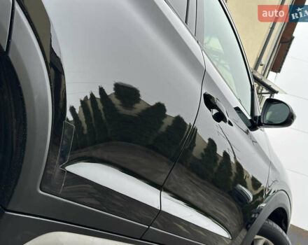 Черный Хендай Туксон, объемом двигателя 2 л и пробегом 156 тыс. км за 12800 $, фото 57 на Automoto.ua