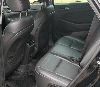 Чорний Хендай Туксон, об'ємом двигуна 2 л та пробігом 91 тис. км за 25000 $, фото 8 на Automoto.ua