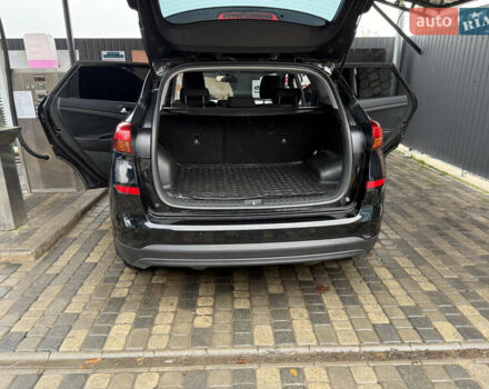 Черный Хендай Туксон, объемом двигателя 2 л и пробегом 70 тыс. км за 23000 $, фото 9 на Automoto.ua