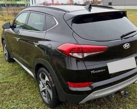 Черный Хендай Туксон, объемом двигателя 1.6 л и пробегом 65 тыс. км за 12600 $, фото 7 на Automoto.ua