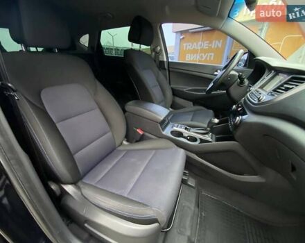 Черный Хендай Туксон, объемом двигателя 2 л и пробегом 106 тыс. км за 19500 $, фото 13 на Automoto.ua