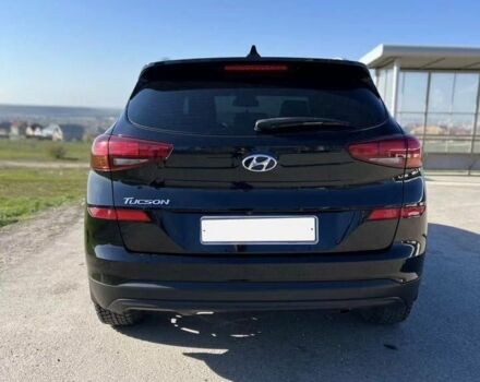 Черный Хендай Туксон, объемом двигателя 2 л и пробегом 108 тыс. км за 10000 $, фото 5 на Automoto.ua