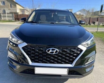 Черный Хендай Туксон, объемом двигателя 2 л и пробегом 108 тыс. км за 10000 $, фото 2 на Automoto.ua