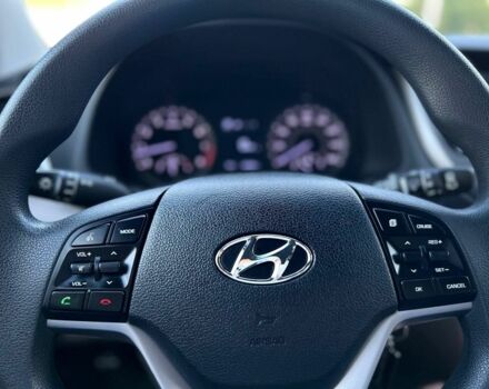 Хендай Туксон 2018 в Киеве на Automoto.ua Черный Хендай Туксон, объемом двигателя 2 л и пробегом 106 тыс. км за 14900 $, фото 7 на Automoto.ua
