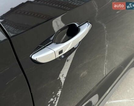 Чорний Хендай Туксон, об'ємом двигуна 2 л та пробігом 145 тис. км за 23900 $, фото 24 на Automoto.ua
