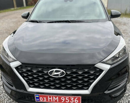 Черный Хендай Туксон, объемом двигателя 2 л и пробегом 192 тыс. км за 15200 $, фото 2 на Automoto.ua