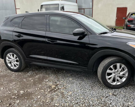 Черный Хендай Туксон, объемом двигателя 2 л и пробегом 192 тыс. км за 15200 $, фото 6 на Automoto.ua