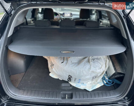 Черный Хендай Туксон, объемом двигателя 2 л и пробегом 103 тыс. км за 20900 $, фото 40 на Automoto.ua