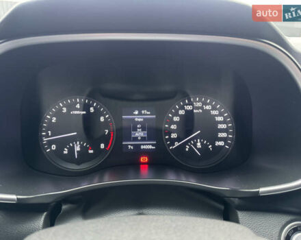 Чорний Хендай Туксон, об'ємом двигуна 2 л та пробігом 84 тис. км за 19000 $, фото 20 на Automoto.ua