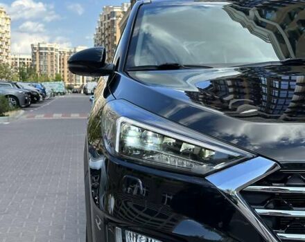 Чорний Хендай Туксон, об'ємом двигуна 2 л та пробігом 108 тис. км за 24999 $, фото 24 на Automoto.ua