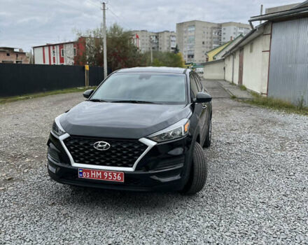 Черный Хендай Туксон, объемом двигателя 2 л и пробегом 192 тыс. км за 15200 $, фото 1 на Automoto.ua