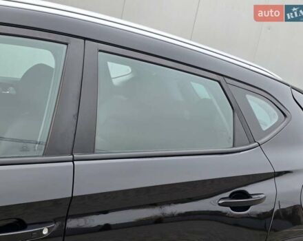 Черный Хендай Туксон, объемом двигателя 2 л и пробегом 151 тыс. км за 18950 $, фото 20 на Automoto.ua