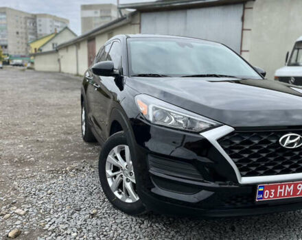 Черный Хендай Туксон, объемом двигателя 2 л и пробегом 192 тыс. км за 15200 $, фото 4 на Automoto.ua