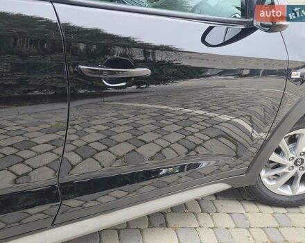 Черный Хендай Туксон, объемом двигателя 2 л и пробегом 151 тыс. км за 18950 $, фото 36 на Automoto.ua