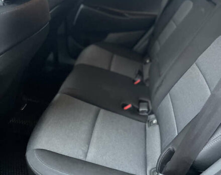 Черный Хендай Туксон, объемом двигателя 2 л и пробегом 103 тыс. км за 20900 $, фото 37 на Automoto.ua