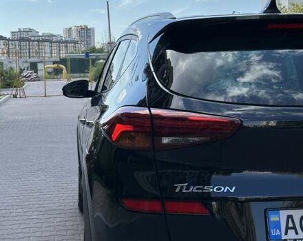 Чорний Хендай Туксон, об'ємом двигуна 2 л та пробігом 108 тис. км за 24999 $, фото 12 на Automoto.ua