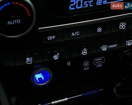 Чорний Хендай Туксон, об'ємом двигуна 2 л та пробігом 145 тис. км за 23900 $, фото 21 на Automoto.ua