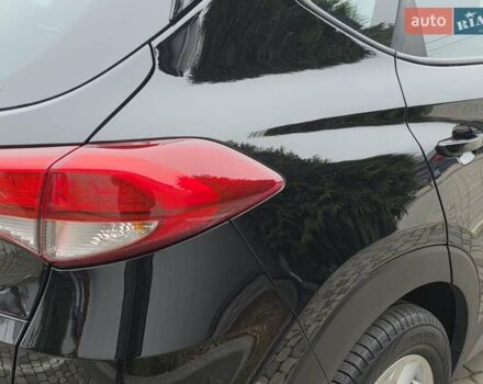 Черный Хендай Туксон, объемом двигателя 2 л и пробегом 151 тыс. км за 18950 $, фото 33 на Automoto.ua