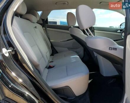 Черный Хендай Туксон, объемом двигателя 2 л и пробегом 108 тыс. км за 2800 $, фото 10 на Automoto.ua