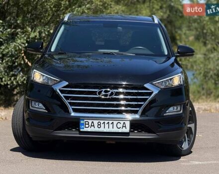 Чорний Хендай Туксон, об'ємом двигуна 2 л та пробігом 30 тис. км за 21800 $, фото 2 на Automoto.ua