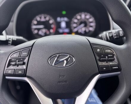 Черный Хендай Туксон, объемом двигателя 2.4 л и пробегом 140 тыс. км за 20000 $, фото 11 на Automoto.ua