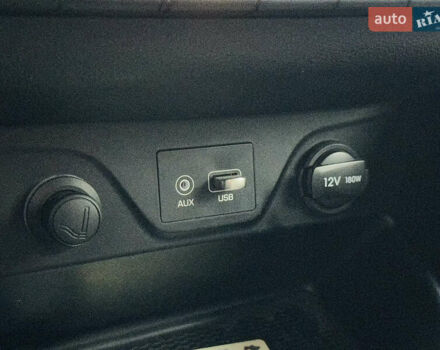 Чорний Хендай Туксон, об'ємом двигуна 2 л та пробігом 84 тис. км за 19000 $, фото 40 на Automoto.ua