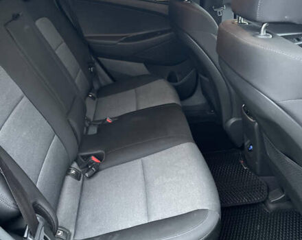 Черный Хендай Туксон, объемом двигателя 2 л и пробегом 103 тыс. км за 20900 $, фото 38 на Automoto.ua