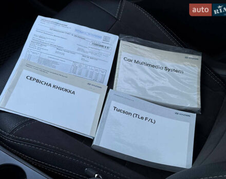 Чорний Хендай Туксон, об'ємом двигуна 2 л та пробігом 30 тис. км за 21800 $, фото 60 на Automoto.ua