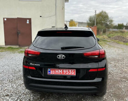 Черный Хендай Туксон, объемом двигателя 2 л и пробегом 192 тыс. км за 15200 $, фото 9 на Automoto.ua