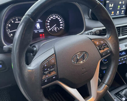 Черный Хендай Туксон, объемом двигателя 2 л и пробегом 103 тыс. км за 20900 $, фото 15 на Automoto.ua
