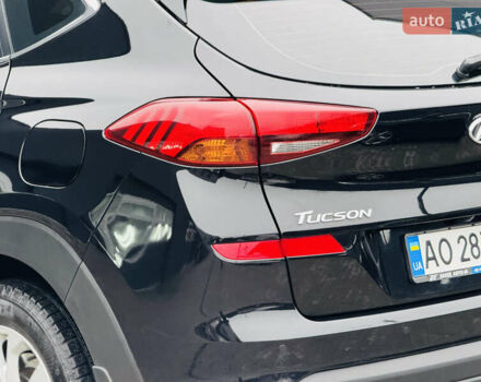 Чорний Хендай Туксон, об'ємом двигуна 2 л та пробігом 84 тис. км за 19000 $, фото 18 на Automoto.ua