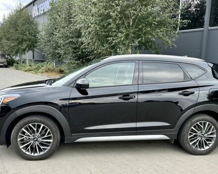Черный Хендай Туксон, объемом двигателя 2.4 л и пробегом 147 тыс. км за 16400 $, фото 3 на Automoto.ua