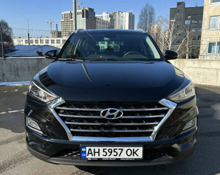 Черный Хендай Туксон, объемом двигателя 2 л и пробегом 33 тыс. км за 23999 $, фото 6 на Automoto.ua