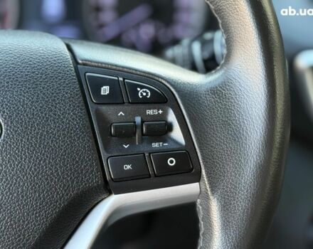 Черный Хендай Туксон, объемом двигателя 2 л и пробегом 54 тыс. км за 24490 $, фото 27 на Automoto.ua