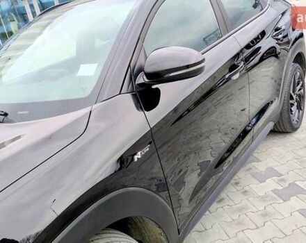 Черный Хендай Туксон, объемом двигателя 1.6 л и пробегом 183 тыс. км за 24300 $, фото 2 на Automoto.ua