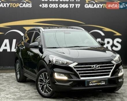 Черный Хендай Туксон, объемом двигателя 2 л и пробегом 55 тыс. км за 22300 $, фото 5 на Automoto.ua