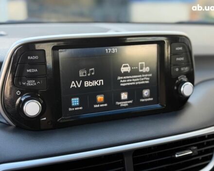 Черный Хендай Туксон, объемом двигателя 2 л и пробегом 54 тыс. км за 24490 $, фото 25 на Automoto.ua