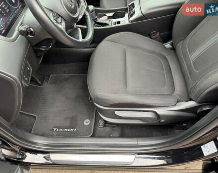 Хендай Туксон 2020 в Калуше на Automoto.ua Черный Хендай Туксон, объемом двигателя 1.6 л и пробегом 151 тыс. км за 25999 $, фото 63 на Automoto.ua