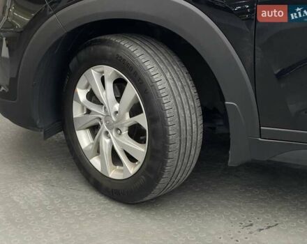 Черный Хендай Туксон, объемом двигателя 2 л и пробегом 100 тыс. км за 22424 $, фото 8 на Automoto.ua