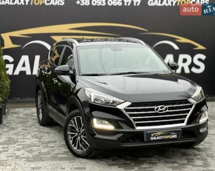 Черный Хендай Туксон, объемом двигателя 2 л и пробегом 55 тыс. км за 22300 $, фото 7 на Automoto.ua