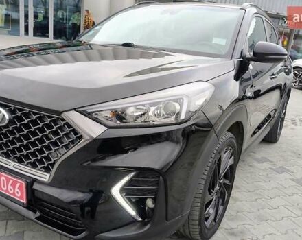 Черный Хендай Туксон, объемом двигателя 1.6 л и пробегом 183 тыс. км за 24300 $, фото 3 на Automoto.ua