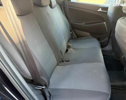 Черный Хендай Туксон, объемом двигателя 2 л и пробегом 54 тыс. км за 24490 $, фото 11 на Automoto.ua