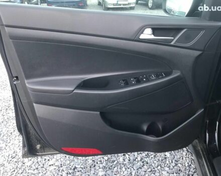 Черный Хендай Туксон, объемом двигателя 2 л и пробегом 87 тыс. км за 20790 $, фото 17 на Automoto.ua