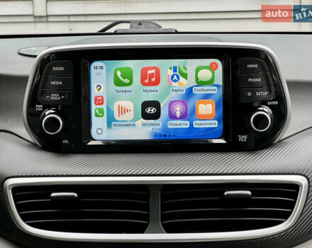 Черный Хендай Туксон, объемом двигателя 2 л и пробегом 48 тыс. км за 20490 $, фото 44 на Automoto.ua