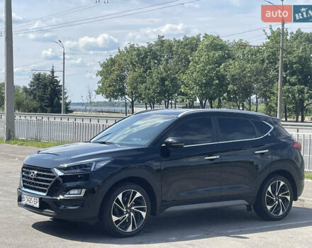 Чорний Хендай Туксон, об'ємом двигуна 2 л та пробігом 67 тис. км за 23700 $, фото 3 на Automoto.ua